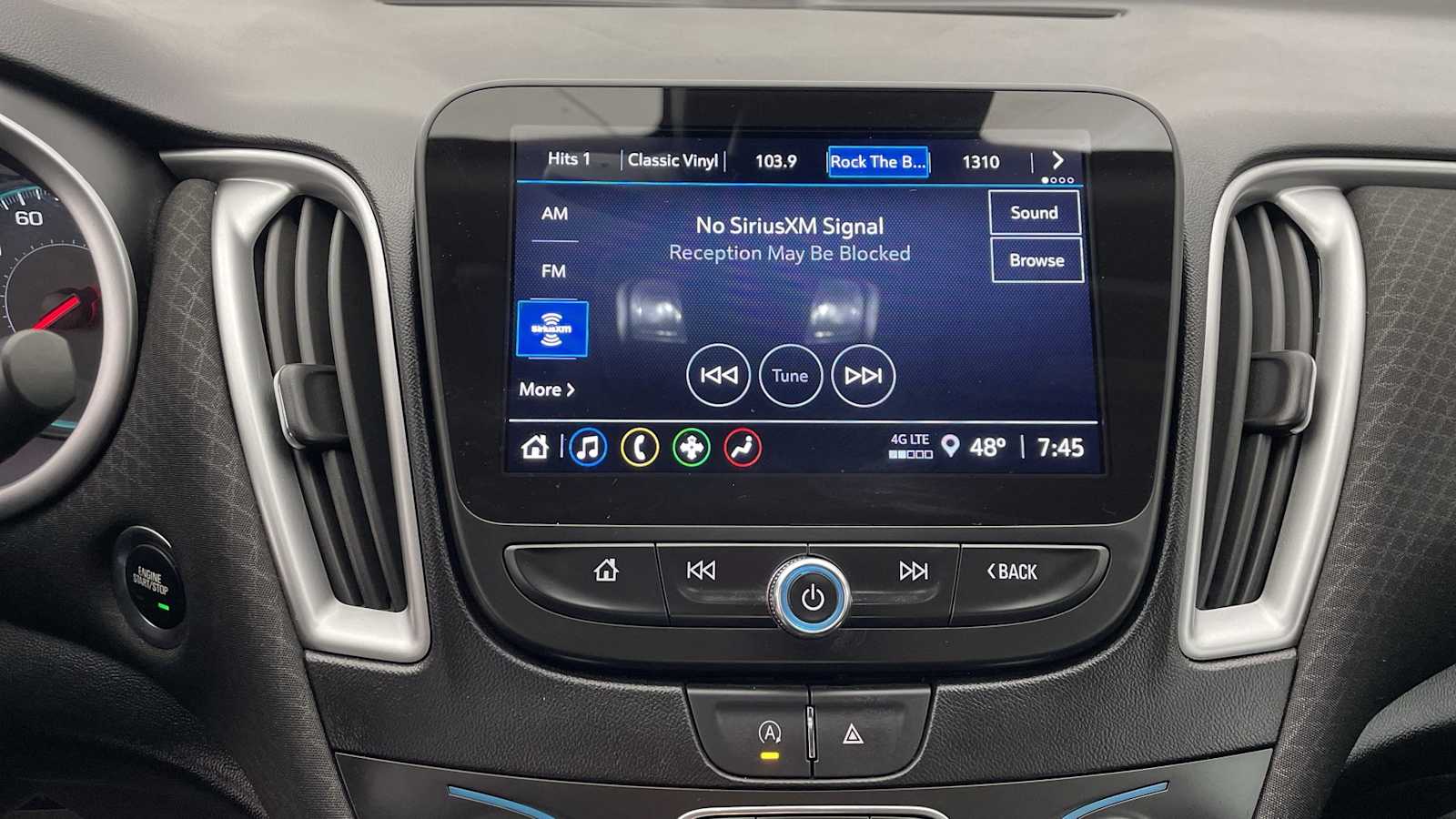 Thumbnail: 2023 Chevrolet Malibu - 17