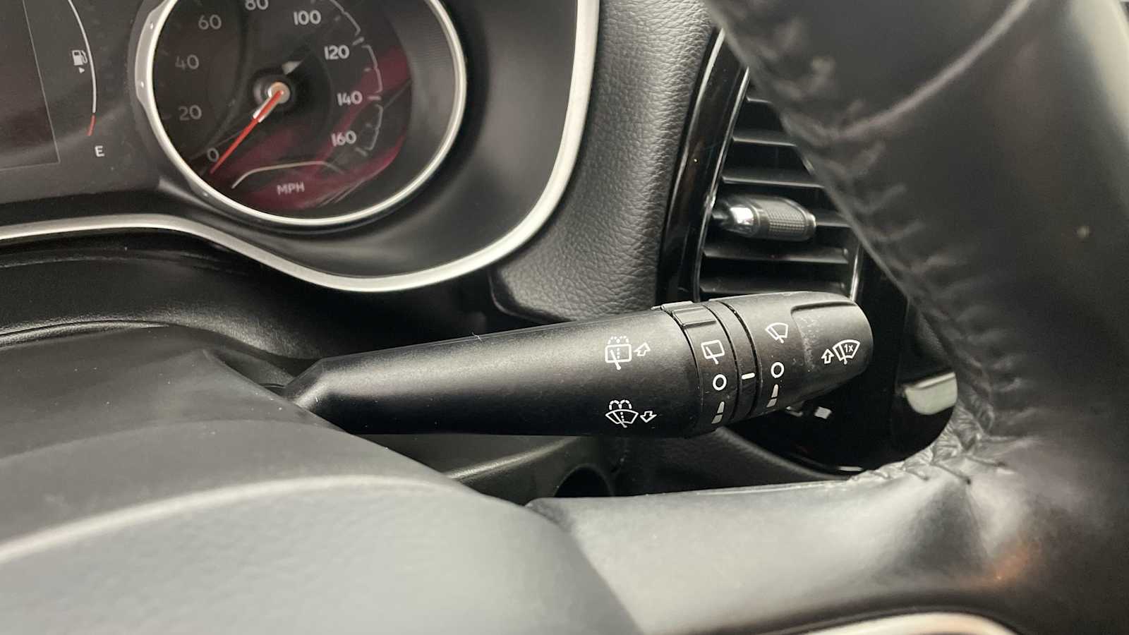 Thumbnail: 2018 Jeep Compass - 13