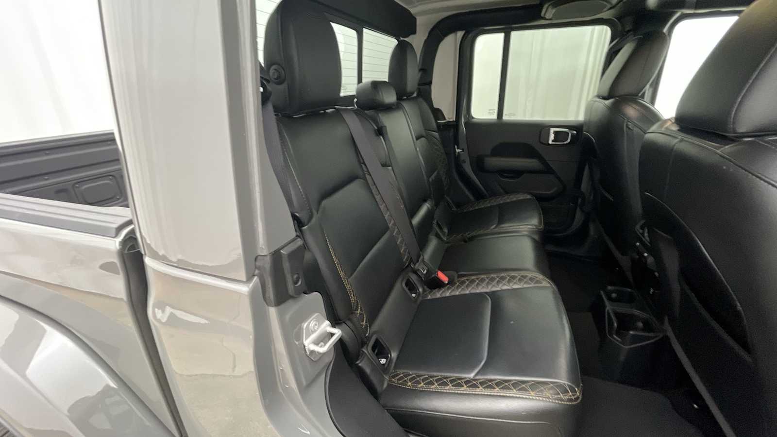 Thumbnail: 2023 Jeep Gladiator - 11