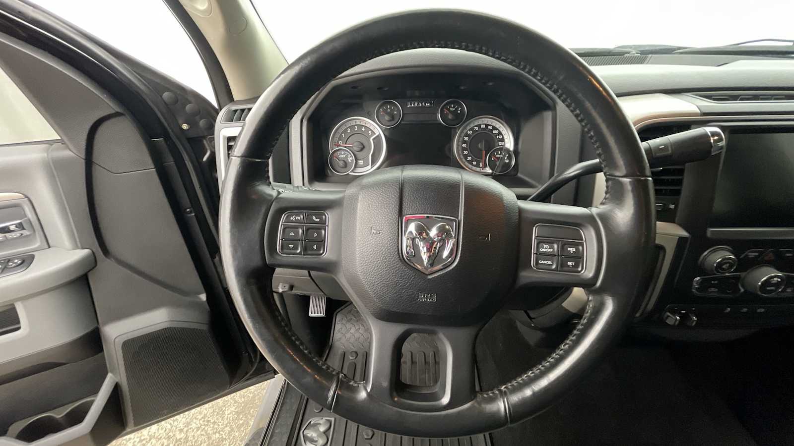 Thumbnail: 2017 RAM 3500 - 11