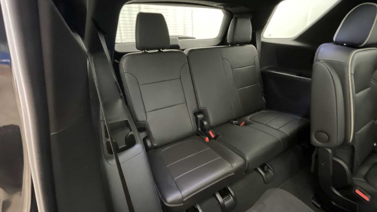 Thumbnail: 2023 Chevrolet Traverse - 12