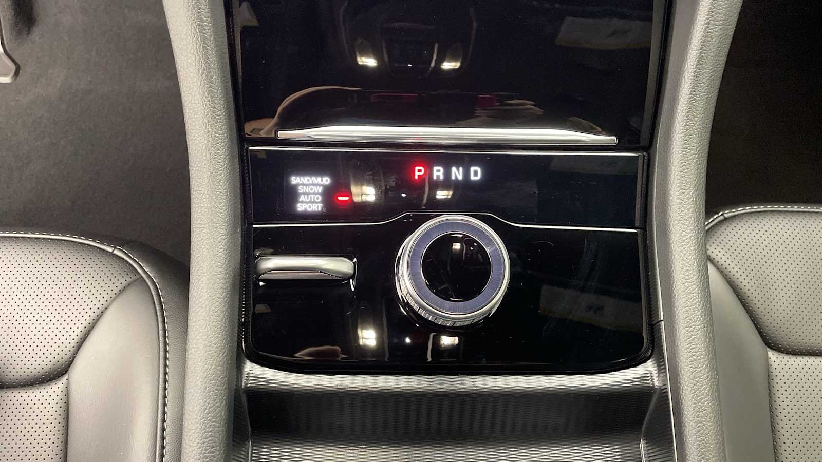 Thumbnail: 2025 Jeep Grand Cherokee - 23