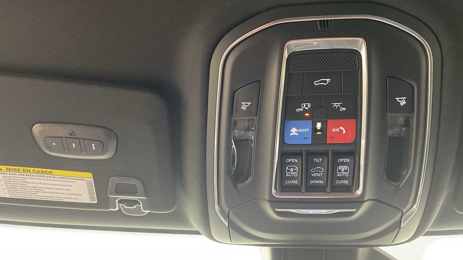 Thumbnail: 2025 Jeep Grand Cherokee - 26