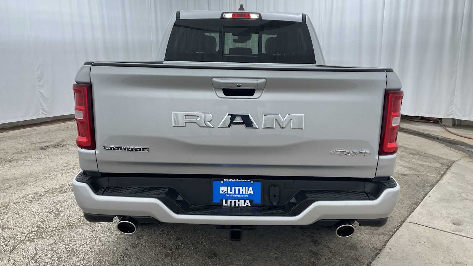Thumbnail: 2026 RAM 1500 - 33