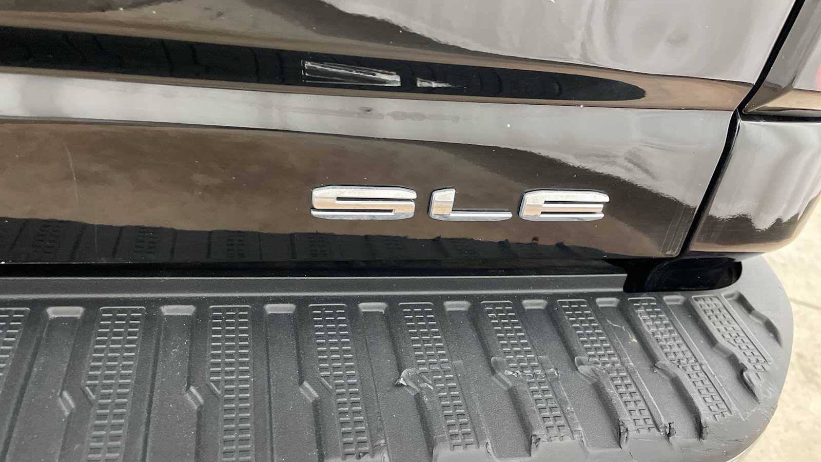 Thumbnail: 2022 GMC Sierra 2500 - 25