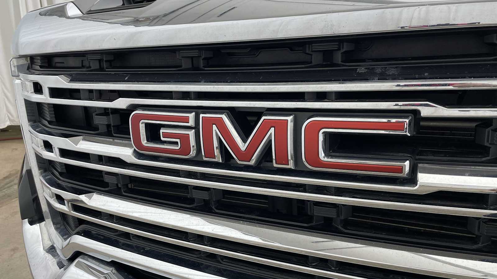 Thumbnail: 2022 GMC Sierra 2500 - 38