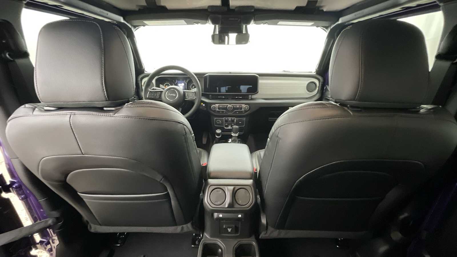 Thumbnail: 2026 Jeep Gladiator - 8