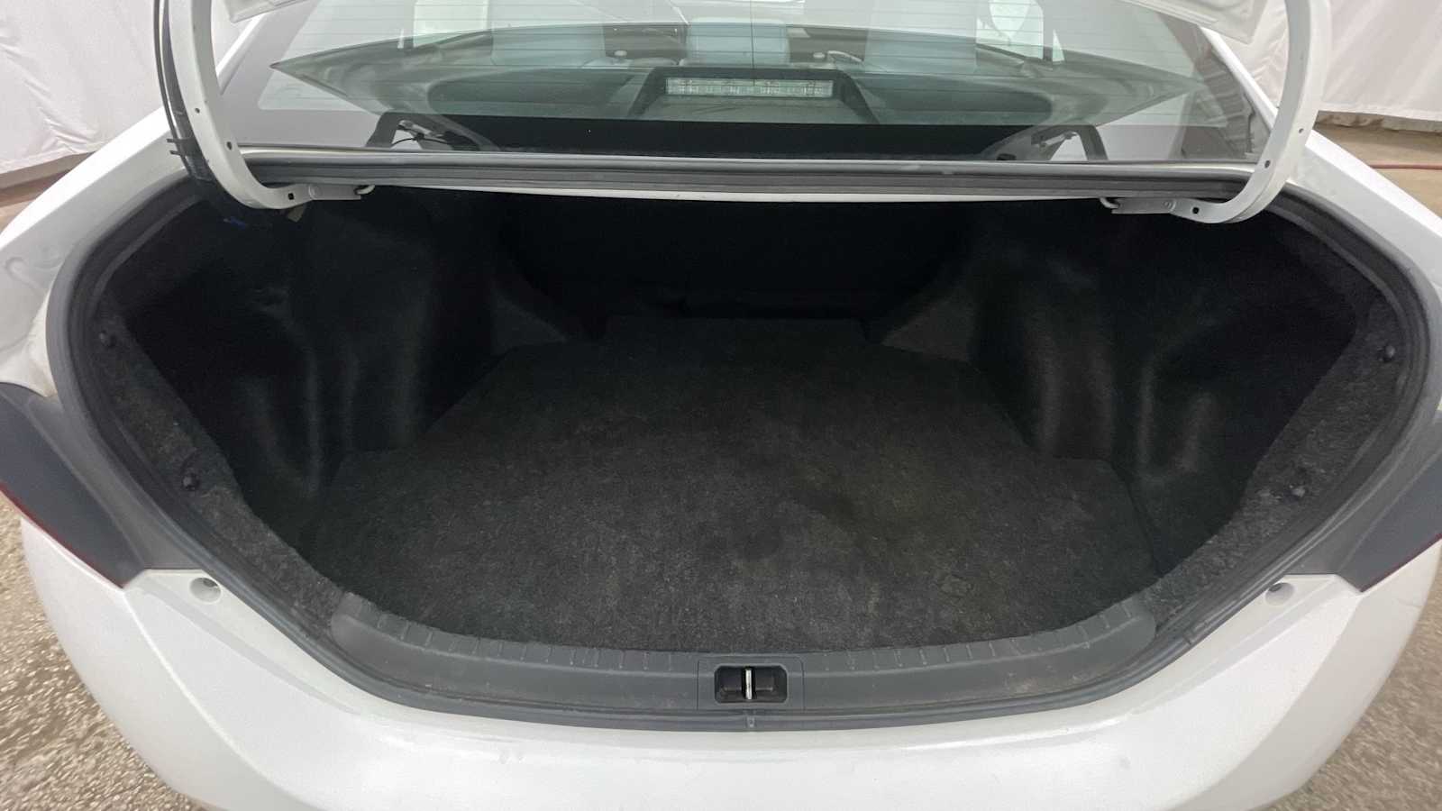 Thumbnail: 2019 Toyota Corolla - 25