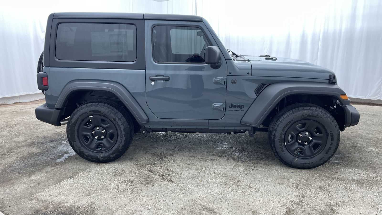 Thumbnail: 2025 Jeep Wrangler - 32