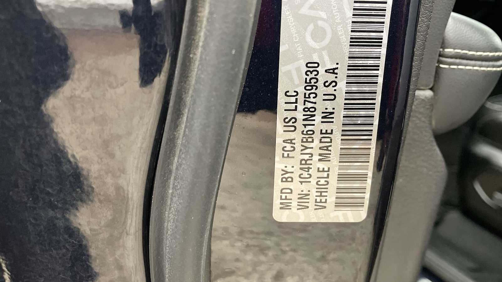 Thumbnail: 2022 Jeep Grand Cherokee - 32