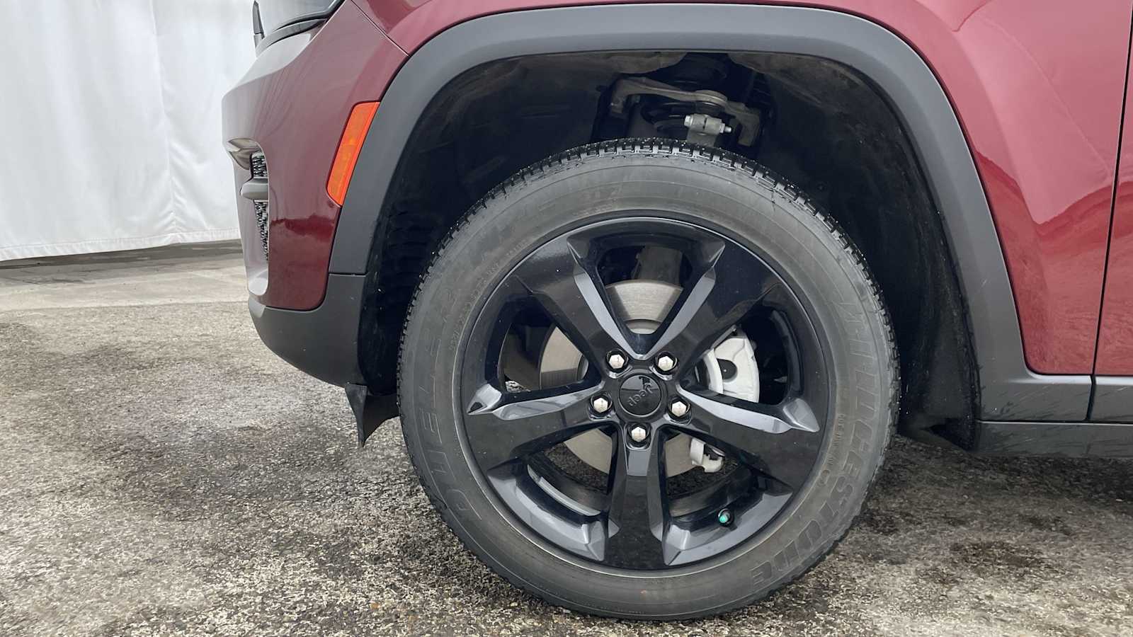 Thumbnail: 2023 Jeep Grand Cherokee - 39