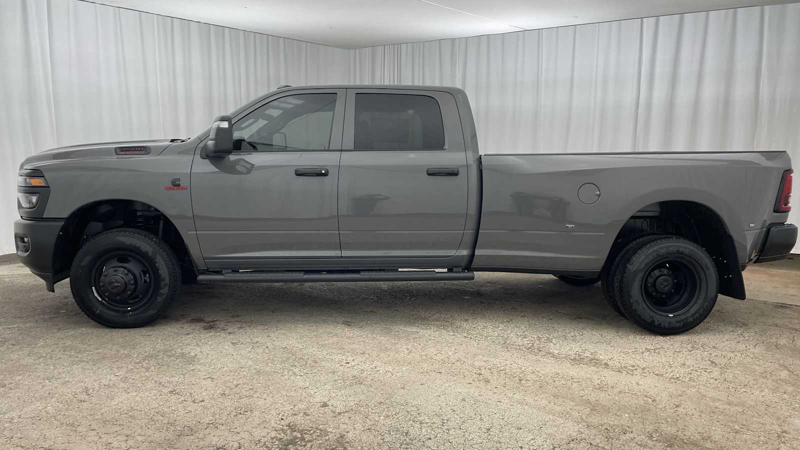 Thumbnail: 2026 RAM 3500 - 29