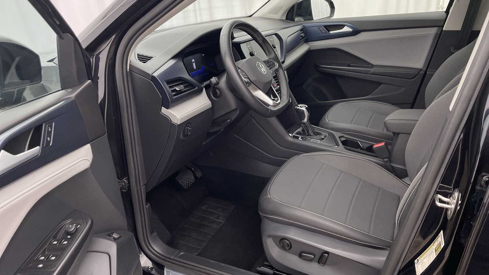 Thumbnail: 2024 Volkswagen Taos - 2