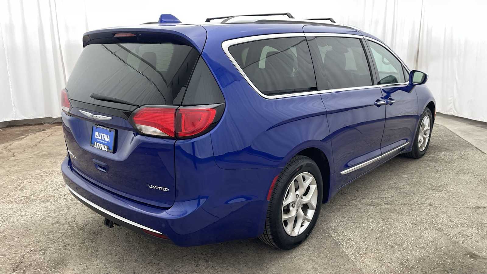 Thumbnail: 2020 Chrysler Pacifica - 39