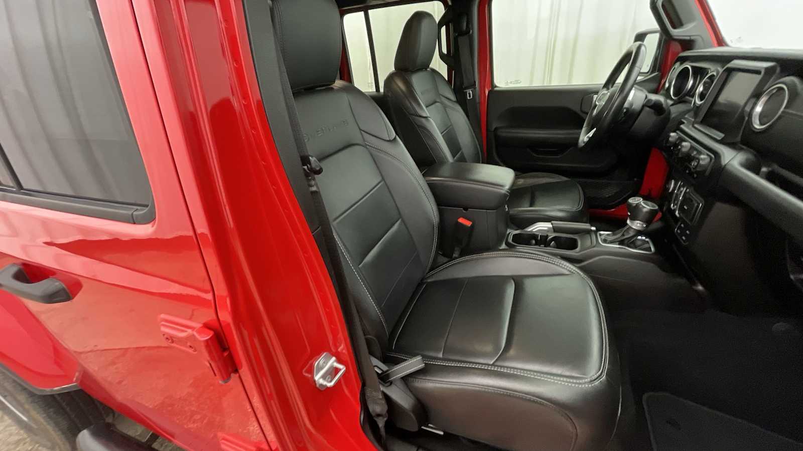 Thumbnail: 2020 Jeep Gladiator - 12