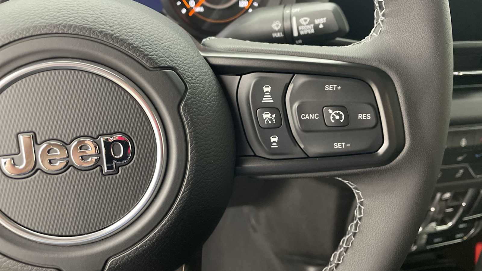 Thumbnail: 2026 Jeep Gladiator - 15