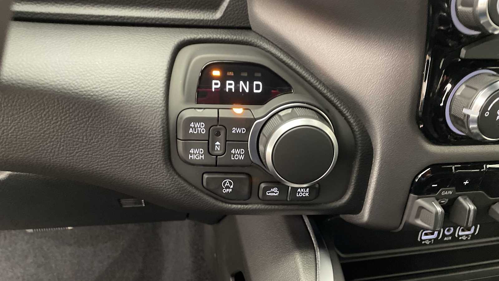 Thumbnail: 2026 RAM 1500 - 18