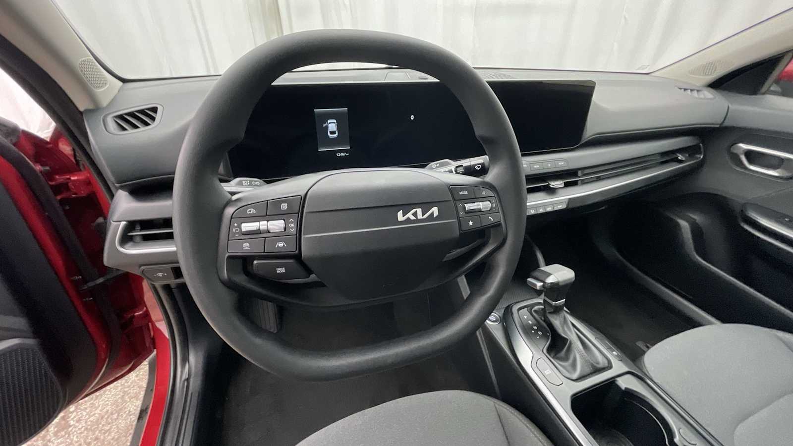 Thumbnail: 2025 Kia K4 - 3