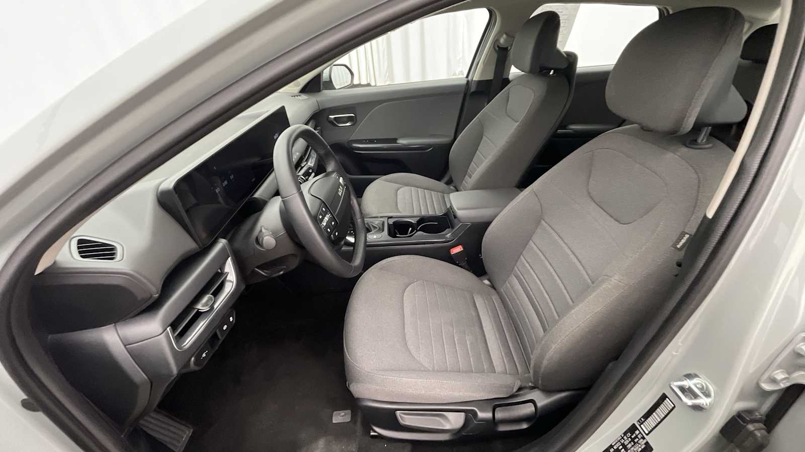 Thumbnail: 2025 Kia K4 - 5