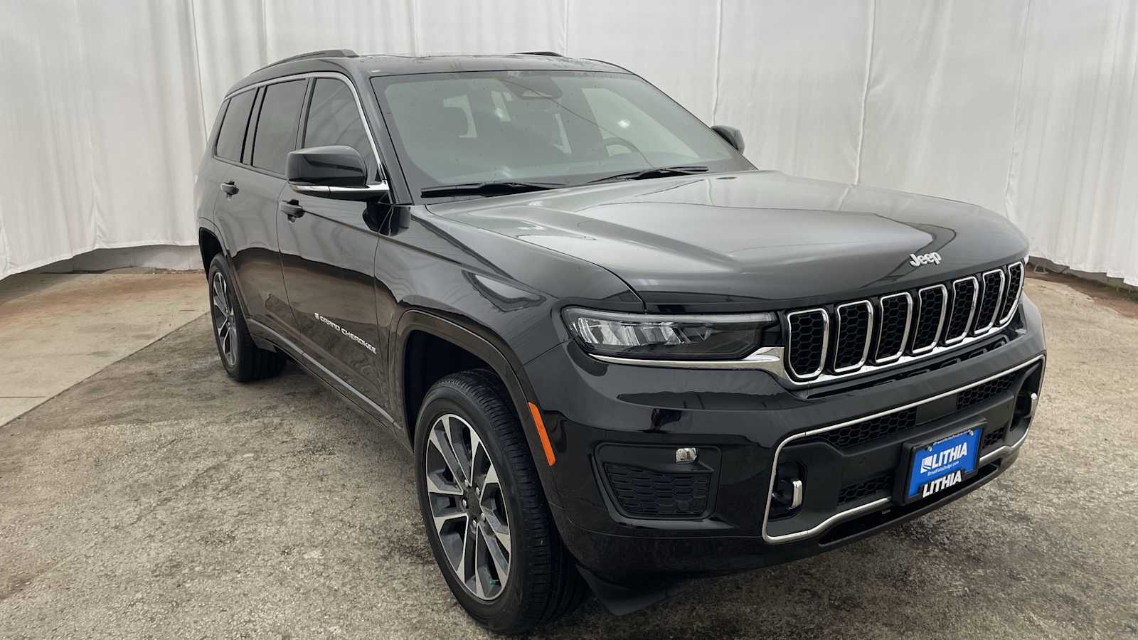 Thumbnail: 2025 Jeep Grand Cherokee - 41