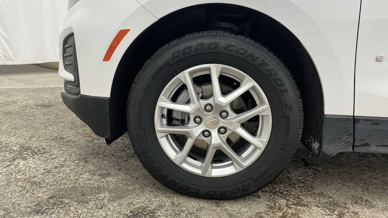 Thumbnail: 2024 Chevrolet Equinox - 38