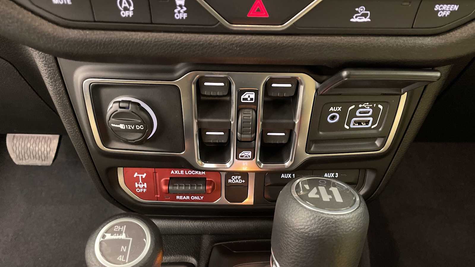 Thumbnail: 2026 Jeep Wrangler - 19