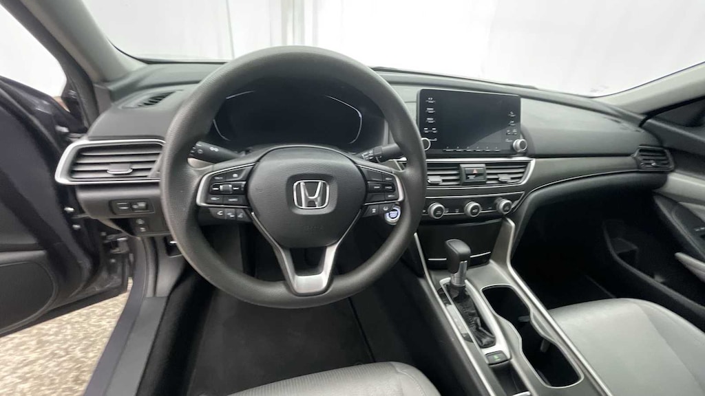 Used 2018 Honda Accord LX Sedan