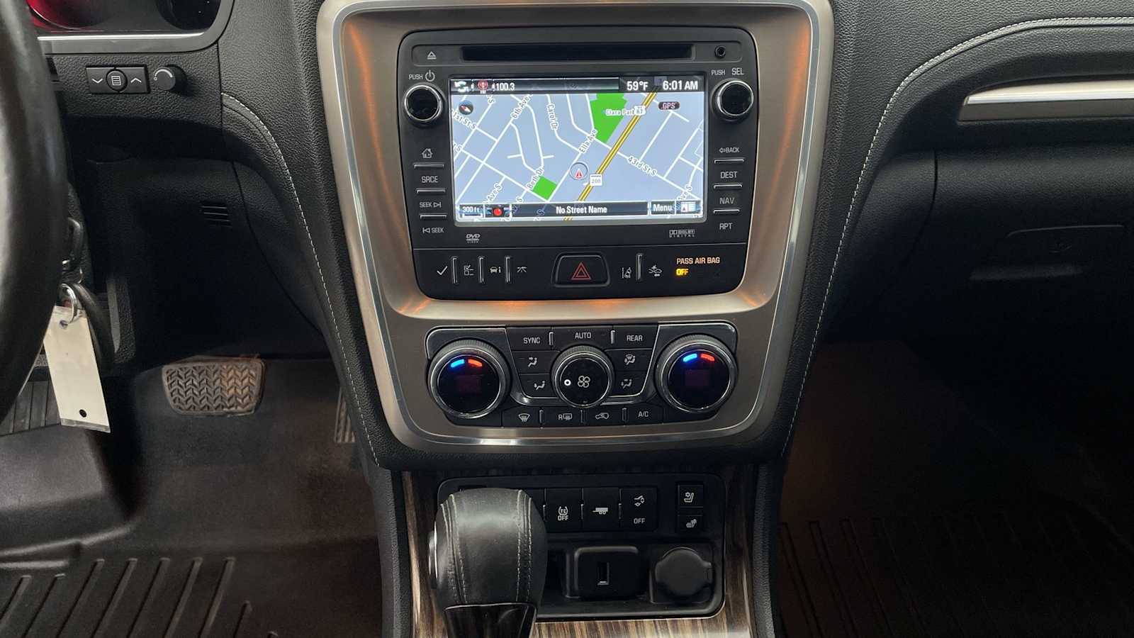 Thumbnail: 2015 GMC Acadia - 19