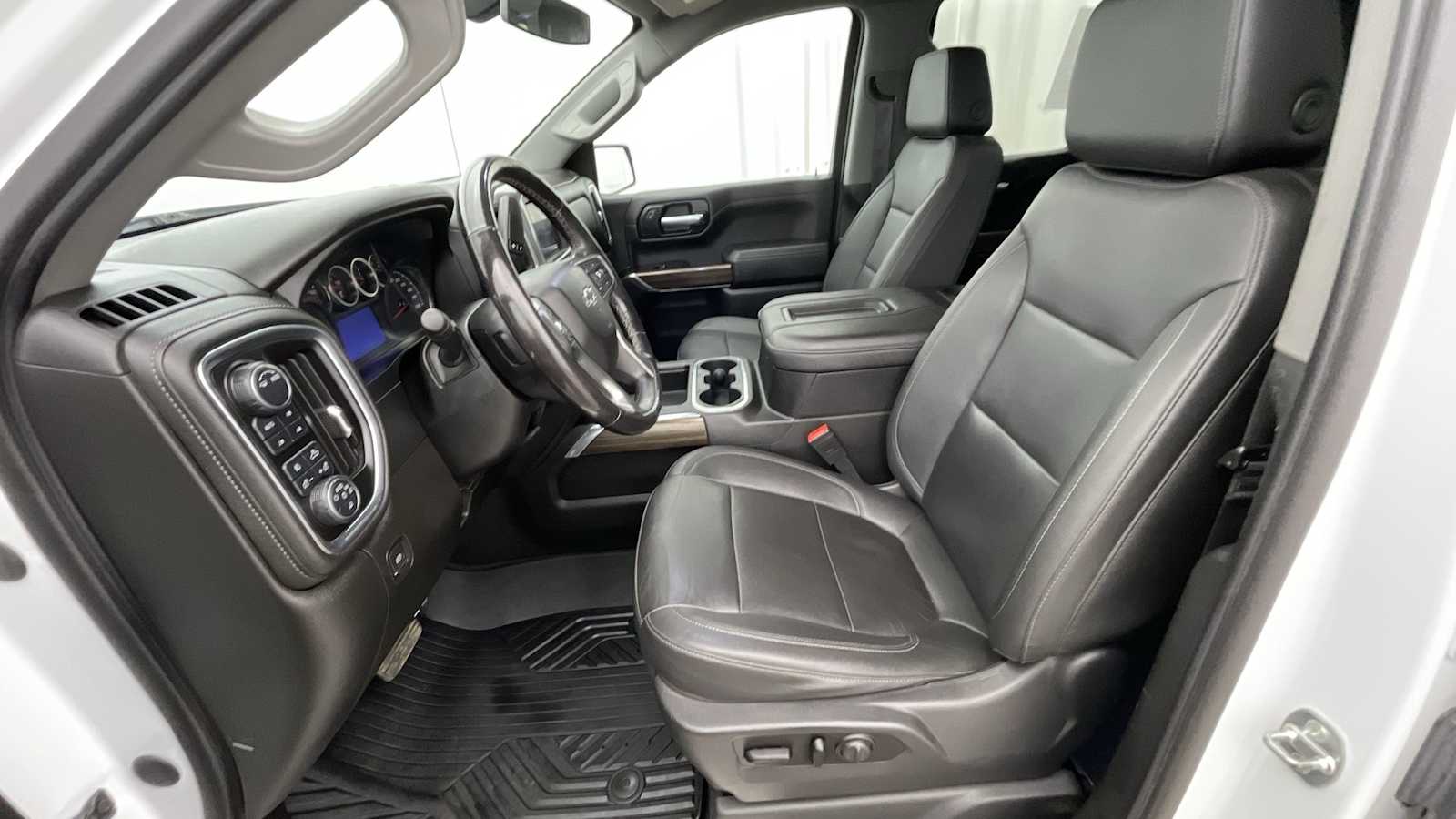 Thumbnail: 2021 Chevrolet Silverado 1500 - 5