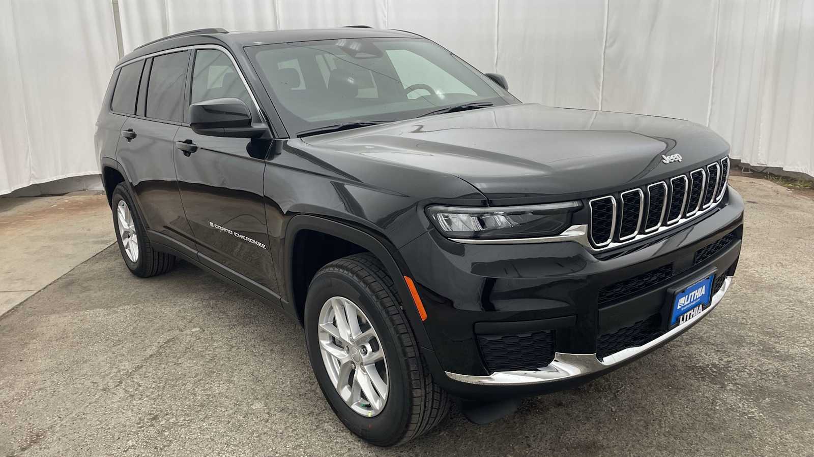 Thumbnail: 2026 Jeep Grand Cherokee L - 38