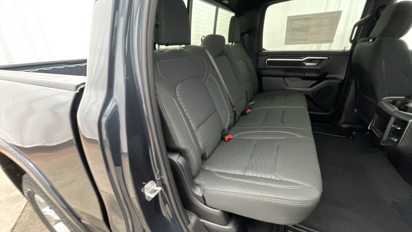 Thumbnail: 2026 RAM 1500 - 9