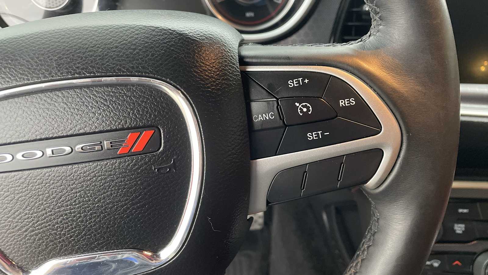 Thumbnail: 2015 Dodge Challenger - 14