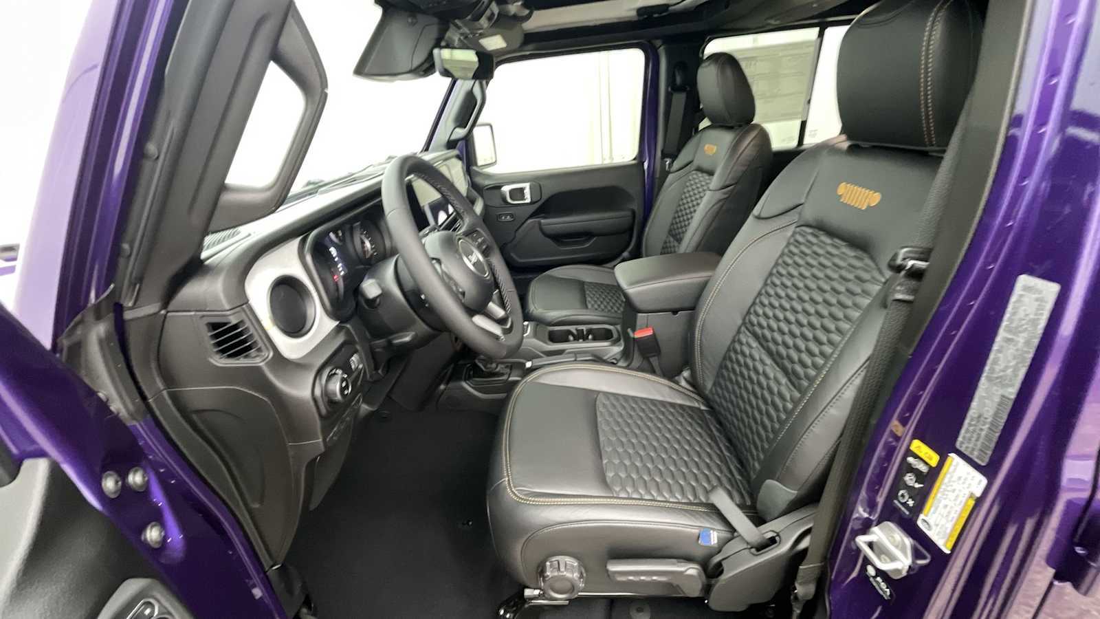 Thumbnail: 2026 Jeep Gladiator - 6