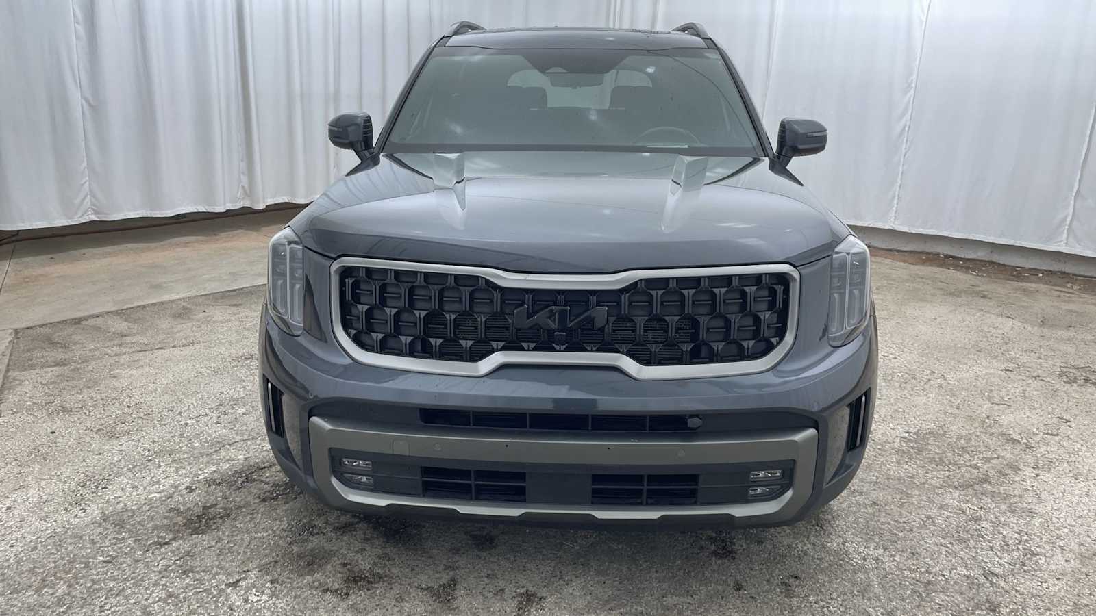 Thumbnail: 2023 Kia Telluride - 40