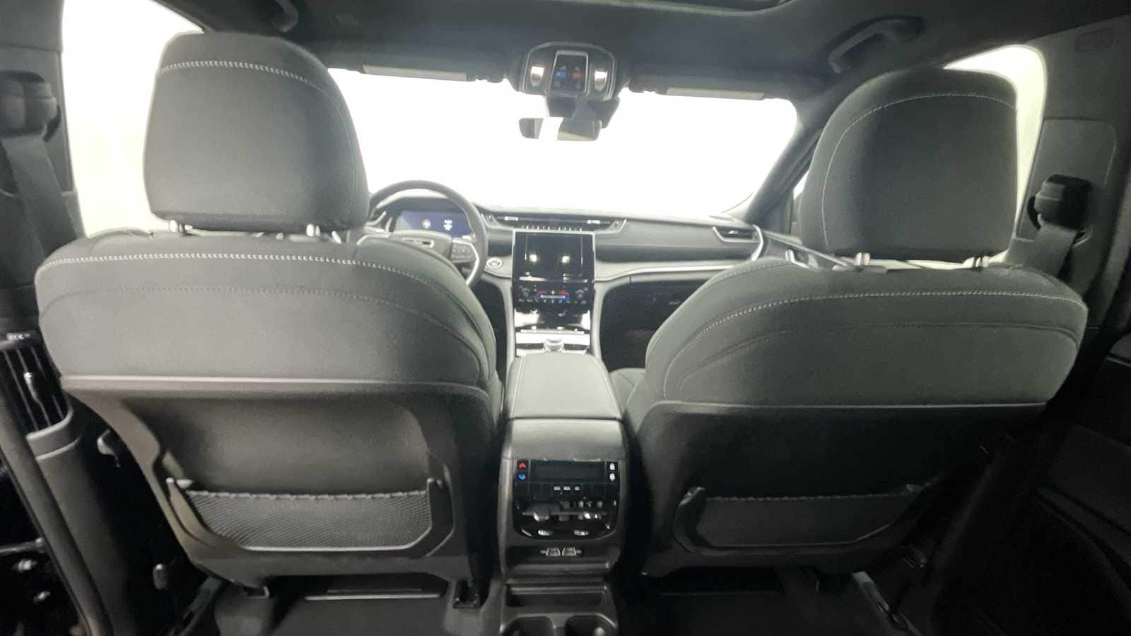 Thumbnail: 2025 Jeep Grand Cherokee - 7