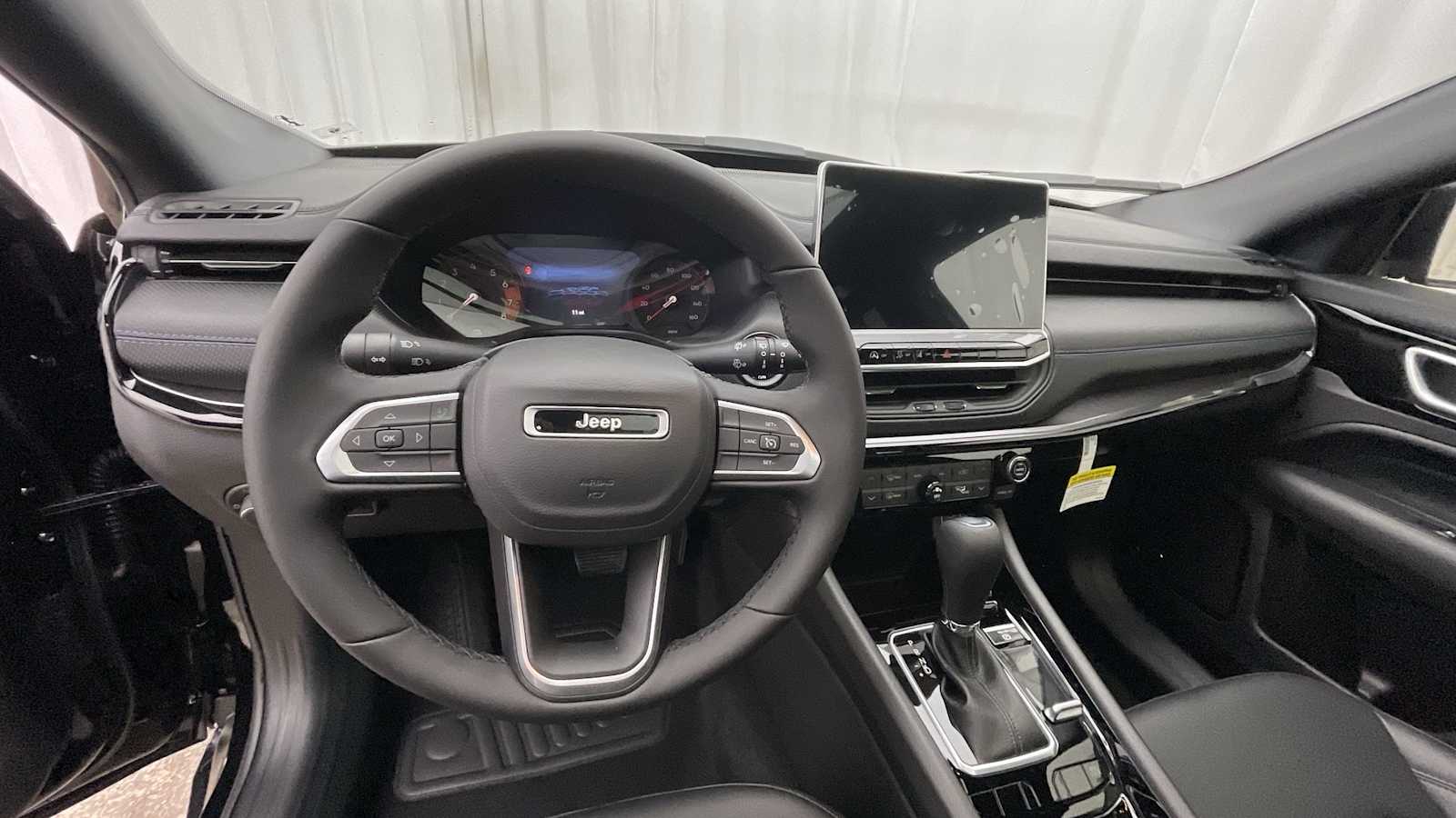 Thumbnail: 2026 Jeep Compass - 3