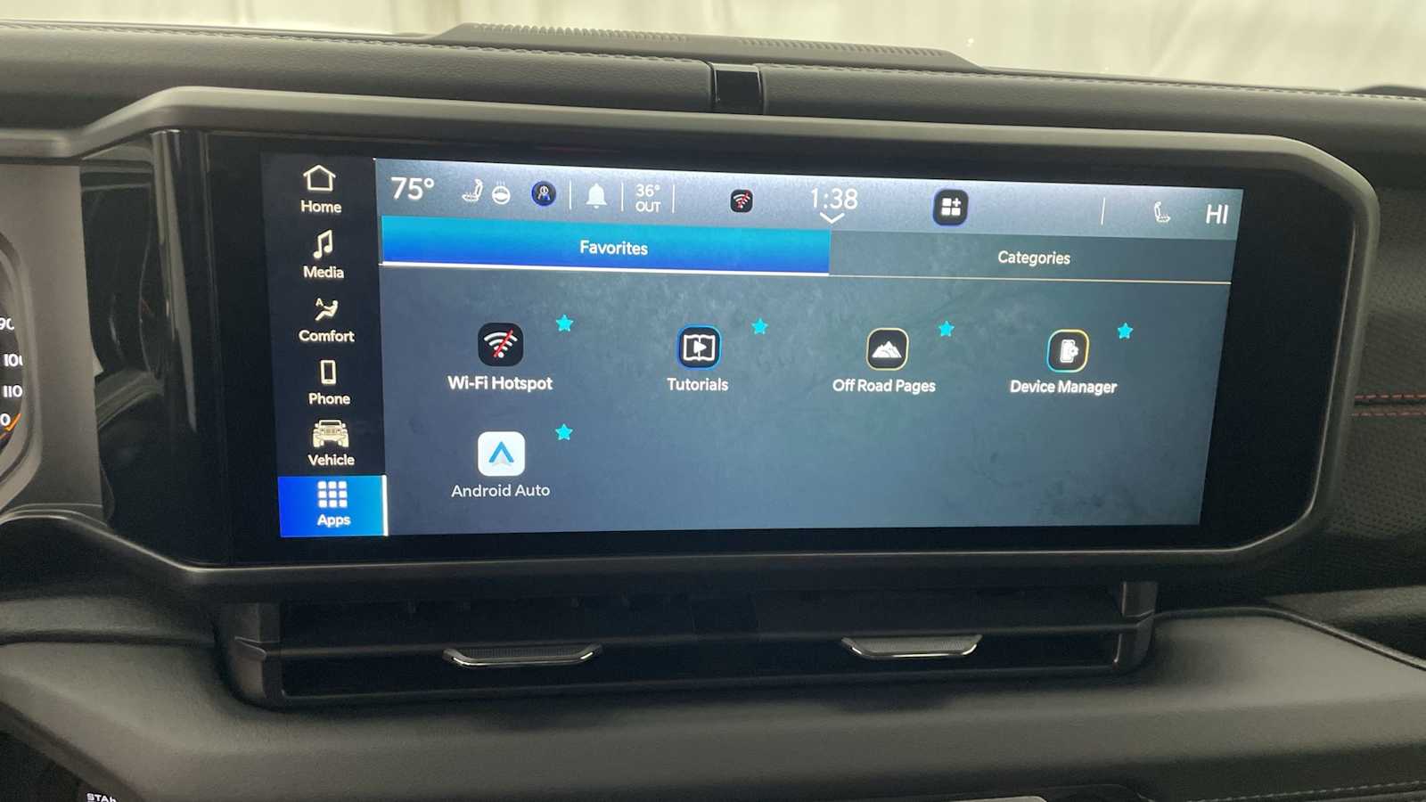 Thumbnail: 2025 Jeep Gladiator - 26