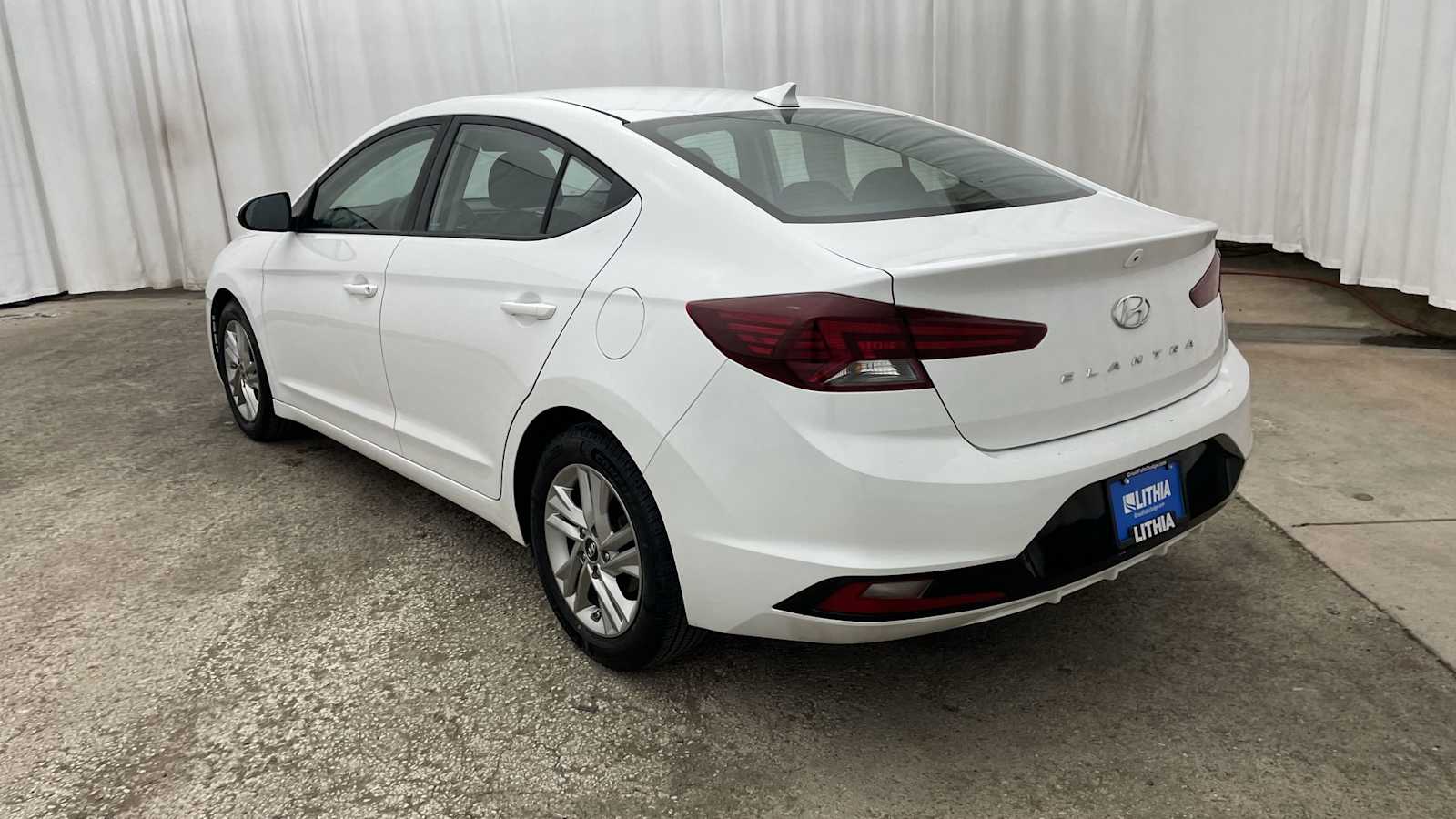 Thumbnail: 2020 Hyundai Elantra - 27