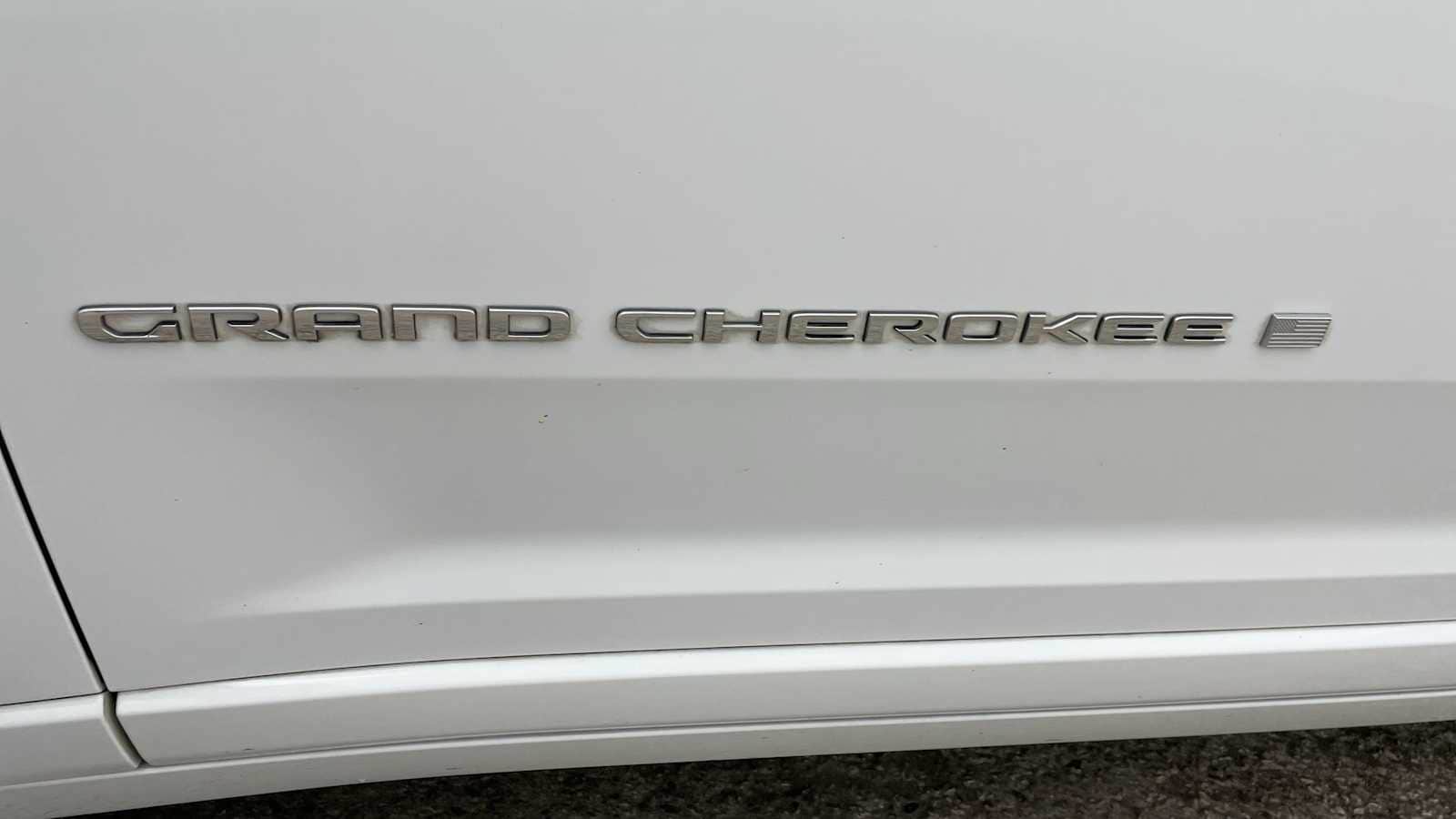 Thumbnail: 2023 Jeep Grand Cherokee - 44