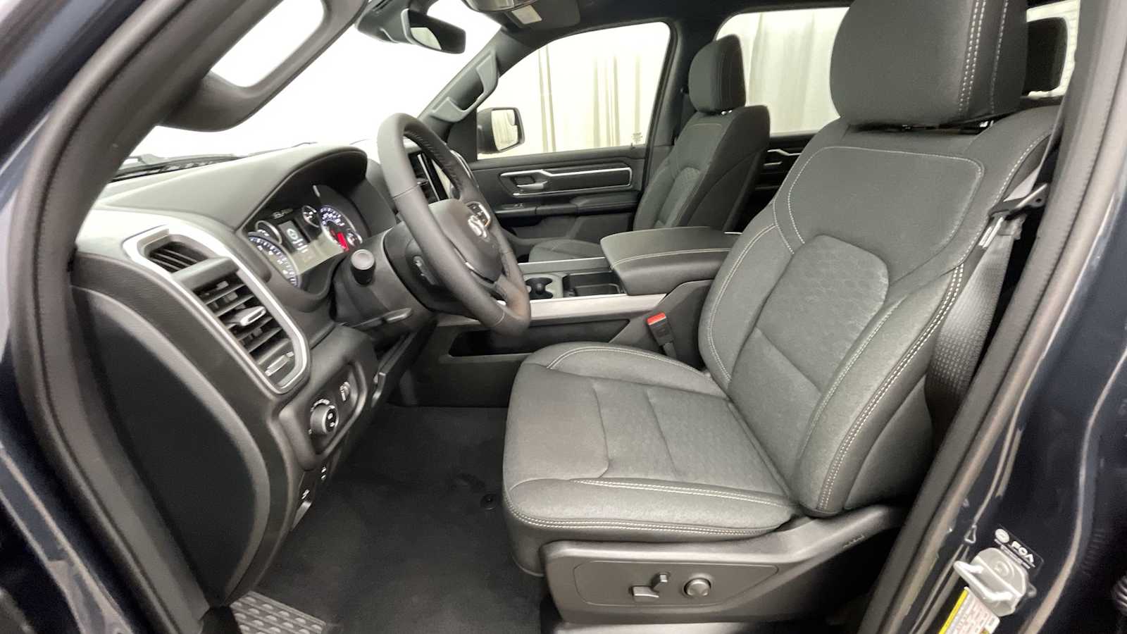 Thumbnail: 2026 RAM 1500 - 5