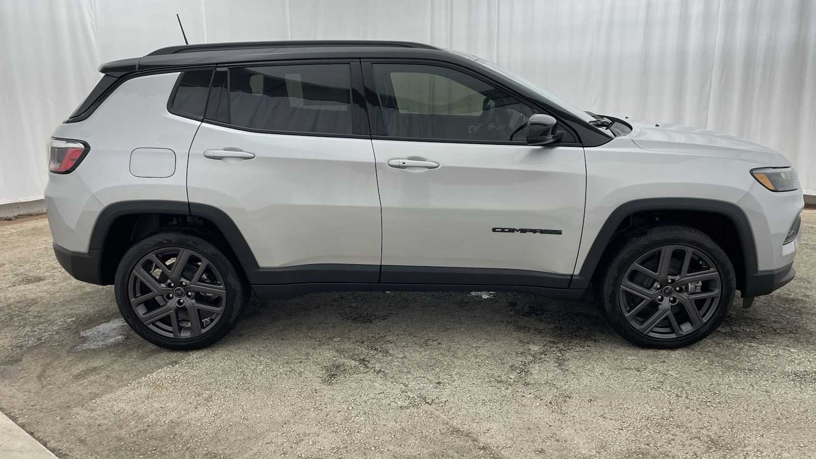 Thumbnail: 2026 Jeep Compass - 32