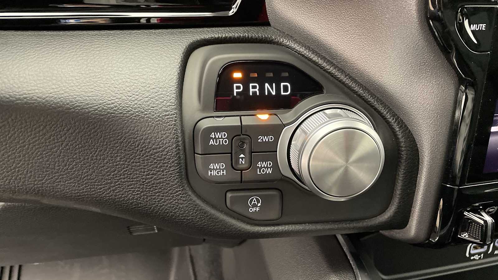 Thumbnail: 2026 RAM 1500 - 19