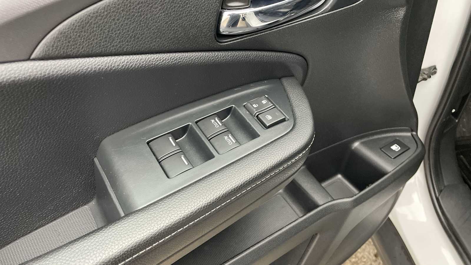 Thumbnail: 2023 Honda Ridgeline - 6