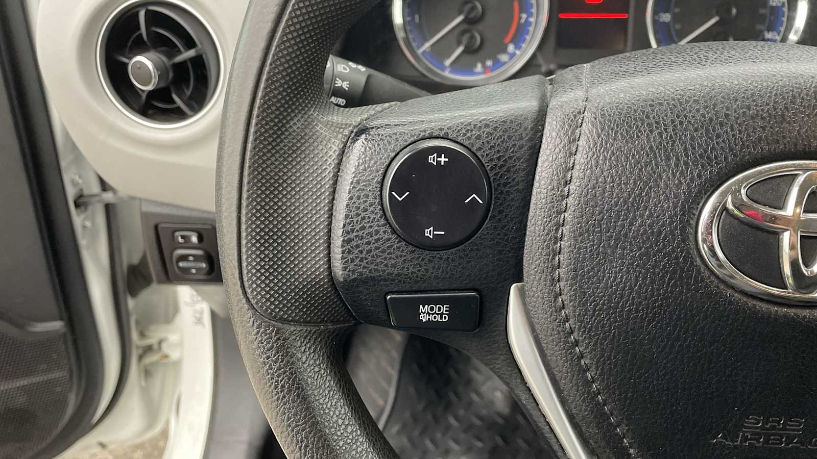 Thumbnail: 2019 Toyota Corolla - 12