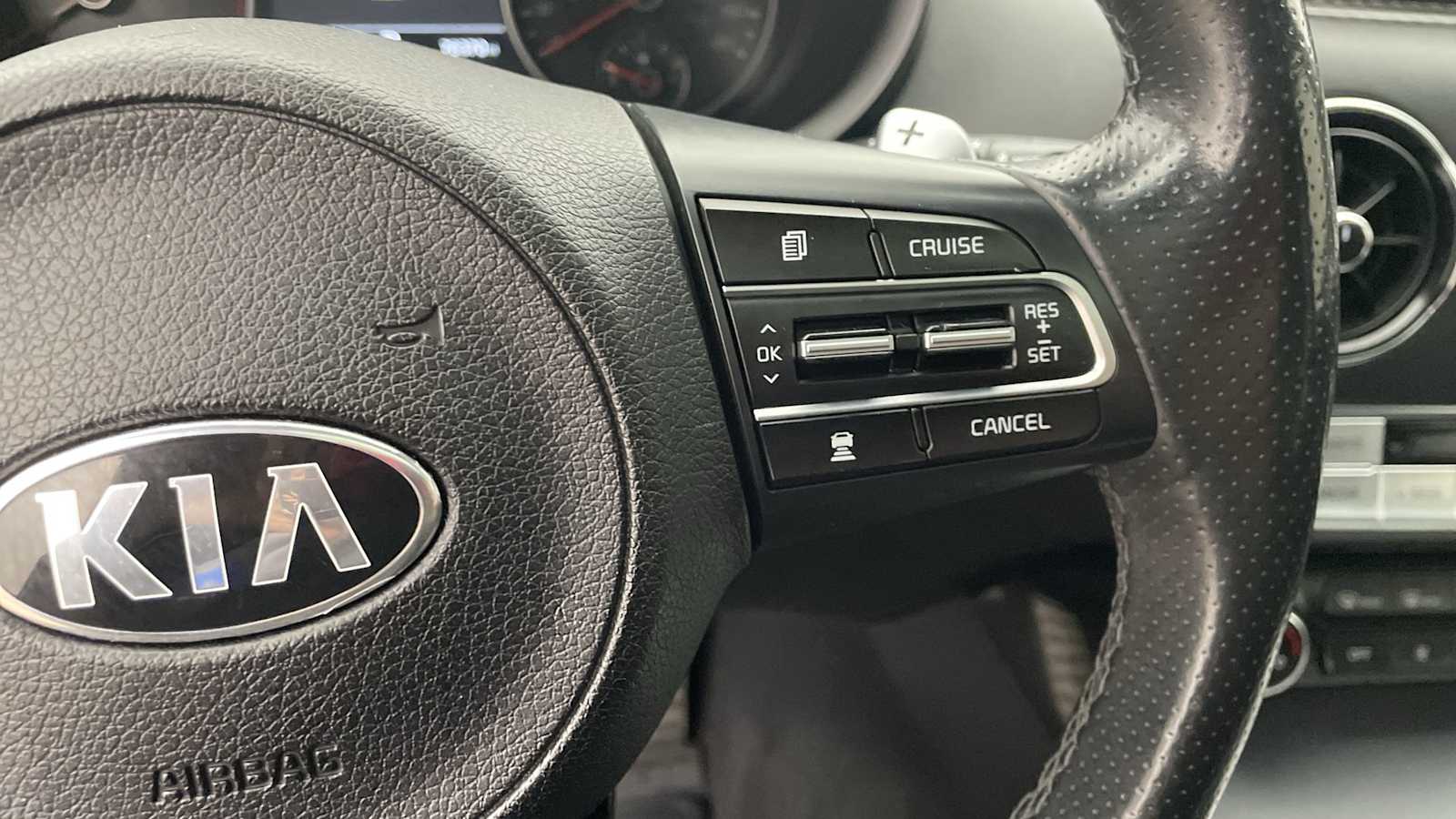 Thumbnail: 2019 Kia Stinger - 15