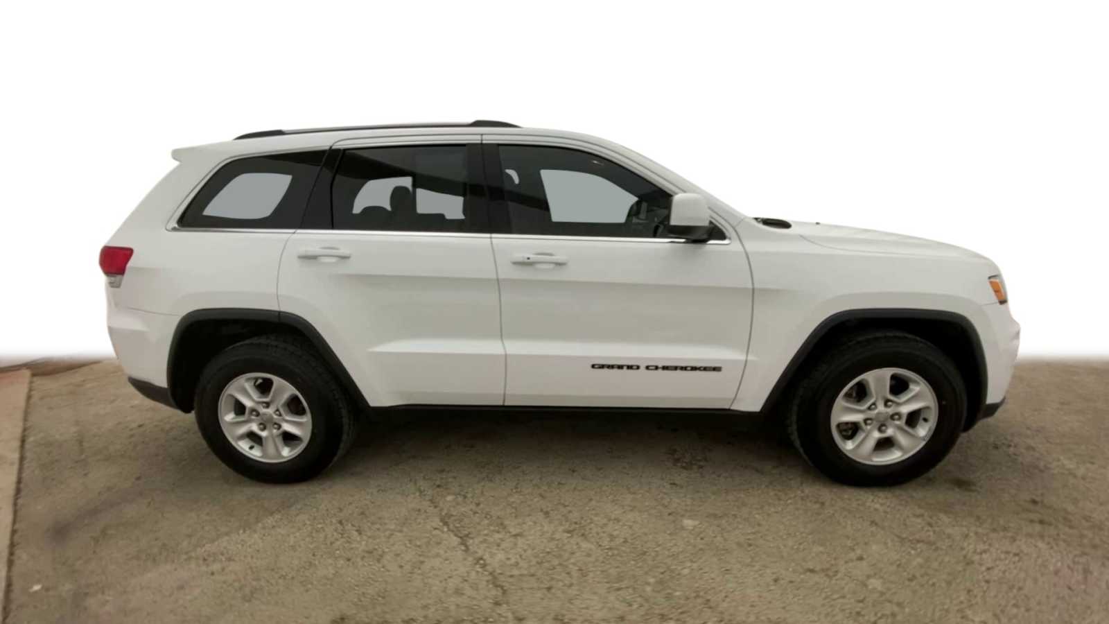 Thumbnail: 2017 Jeep Grand Cherokee - 9
