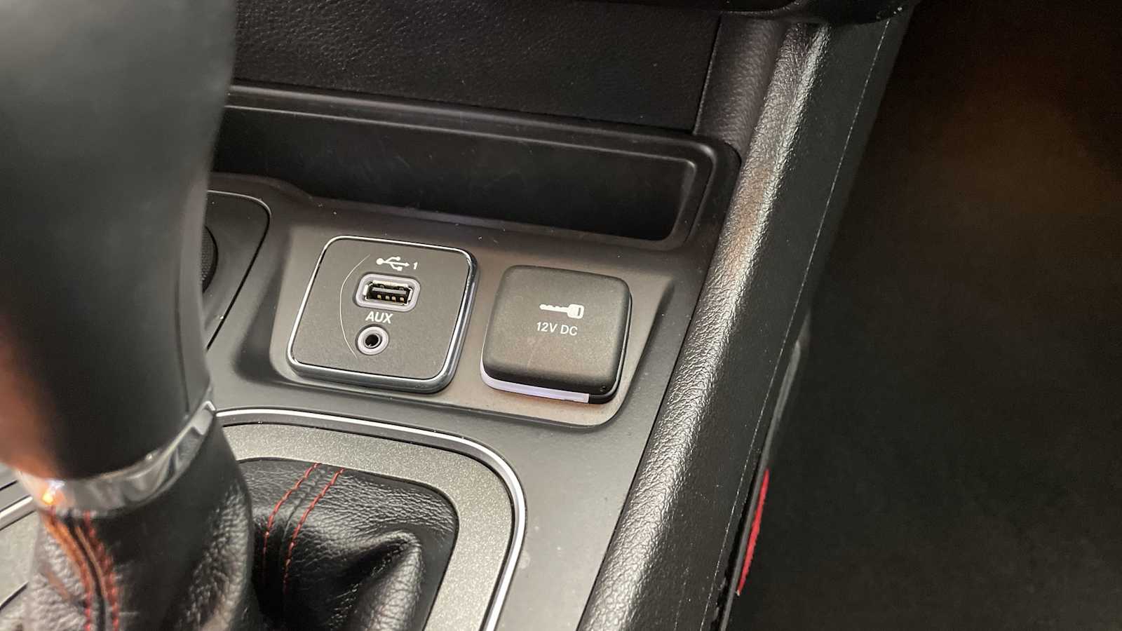 Thumbnail: 2020 Jeep Cherokee - 21