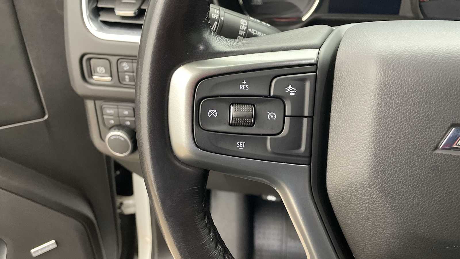 Thumbnail: 2021 Chevrolet Tahoe - 13