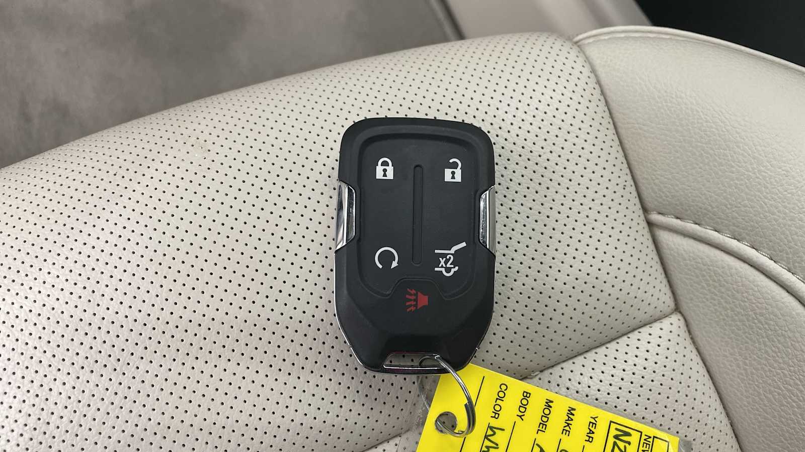 Thumbnail: 2022 GMC Acadia - 25