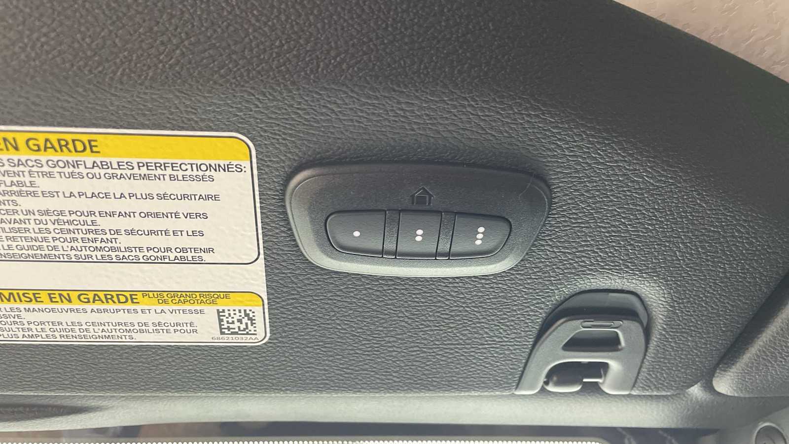 Thumbnail: 2025 Jeep Gladiator - 25